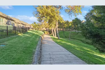2812 Cedar Elm Drive, Carrollton, TX 75010 - Photo 35