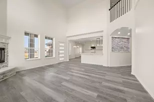 828 Mallard Pointe Dr, Grand Prairie, TX 75104 - Photo 19