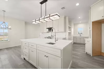 828 Mallard Pointe Drive, Grand Prairie, TX 75104 - Photo 11