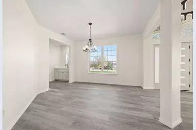 828 Mallard Pointe Drive, Grand Prairie, TX 75104 - Photo 7