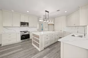 828 Mallard Pointe Dr, Grand Prairie, TX 75104 - Photo 17