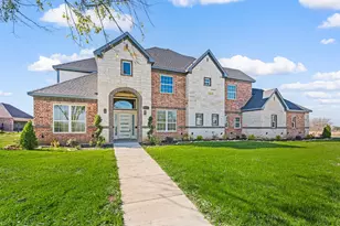 828 Mallard Pointe Dr, Grand Prairie, TX 75104 - Photo 3