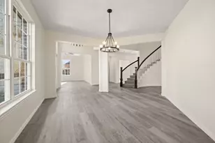 828 Mallard Pointe Dr, Grand Prairie, TX 75104 - Photo 9