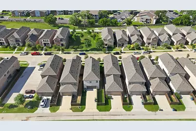 163 McCartt Drive, Lewisville, TX 75067 - Photo 37