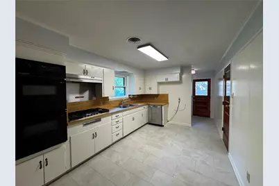 2928 College Circle, Corsicana, TX 75110 - Photo 13