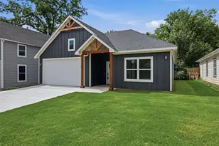 110 W Hull St, Denison, TX 75021 - Photo 1