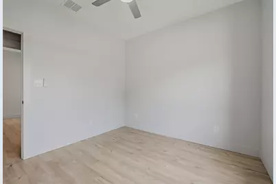 110 W Hull Street, Denison, TX 75021 - Photo 33