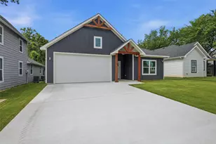 110 W Hull St, Denison, TX 75021 - Photo 3