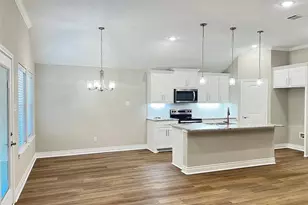 806 Greyson Ln, Greenville, TX 75402 - Photo 3