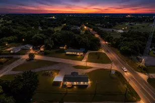 105 Beaver Creek Dr, Azle, TX 76020 - Photo 35