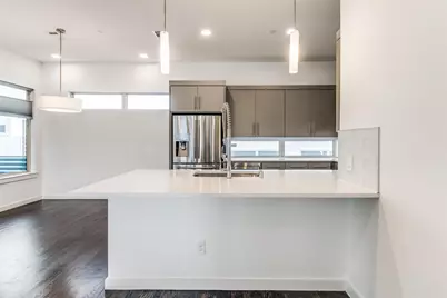 1907 Summit Avenue #3, Dallas, TX 75206 - Photo 7
