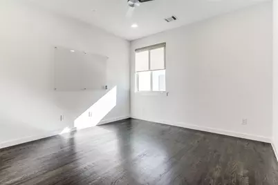 1907 Summit Avenue #3, Dallas, TX 75206 - Photo 17