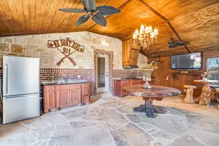 308 Sheri Ln, Roanoke, TX 76262 - Photo 17