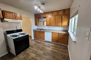 600 Lake Dr, Lake Dallas, TX 75065 - Photo 7
