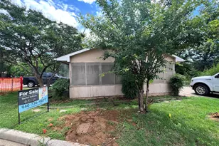 600 Lake Dr, Lake Dallas, TX 75065 - Photo 3
