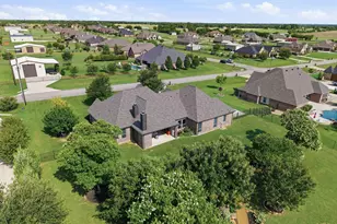 9221 Avery Ranch Way, Justin, TX 76247 - Photo 39
