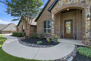 9221 Avery Ranch Way, Justin, TX 76247 - Photo 3