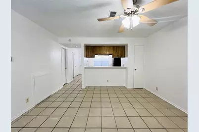 929 W Hickory Street #A5, Denton, TX 76201 - Photo 5