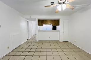 929 W Hickory St, Denton, TX 76201 - Photo 5