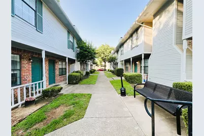929 W Hickory Street #A5, Denton, TX 76201 - Photo 3
