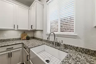 2341 Parda Alpina Ln, Fort Worth, TX 76131 - Photo 13
