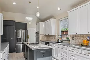 3409 Glenmoor Dr, Flower Mound, TX 75022 - Photo 5