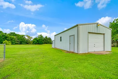 1250 Cr 32240, Sumner, TX 75486 - Photo 7