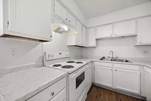 5902 Marvin Loving Dr, Garland, TX 75043 - Photo 7