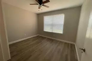 531 Cantebury Park Ln, Ponder, TX 76259 - Photo 7