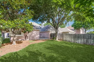 6302 Hidden Springs, Garland, TX 75044 - Photo 11