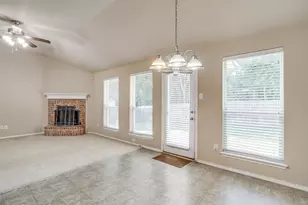2230 Cancun Dr, Mansfield, TX 76063 - Photo 9