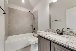 1941 Silverleaf Dr, Glenn Heights, TX 75154 - Photo 35