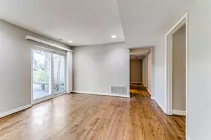 6545 Winton St, Dallas, TX 75214 - Photo 9