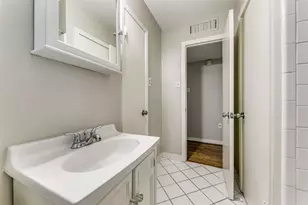 6545 Winton St, Dallas, TX 75214 - Photo 19