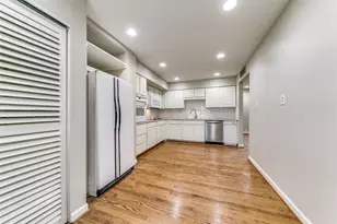 6545 Winton St, Dallas, TX 75214 - Photo 13