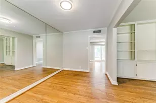 6545 Winton St, Dallas, TX 75214 - Photo 5