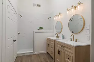 12 Kean Cir, The Colony, TX 75056 - Photo 7