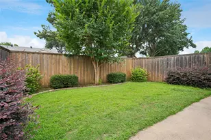 3017 Newcastle Ct, Flower Mound, TX 75028 - Photo 21