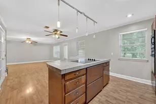 910 Kerry St, Benbrook, TX 76126 - Photo 11