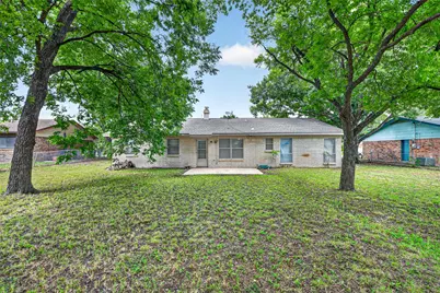910 Kerry Street, Benbrook, TX 76126 - Photo 29