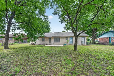 910 Kerry Street, Benbrook, TX 76126 - Photo 25