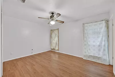 910 Kerry Street, Benbrook, TX 76126 - Photo 3