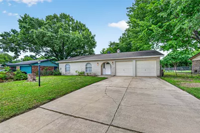 910 Kerry Street, Benbrook, TX 76126 - Photo 1