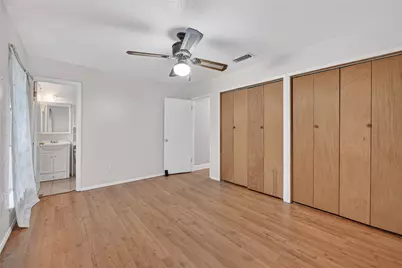 910 Kerry Street, Benbrook, TX 76126 - Photo 15