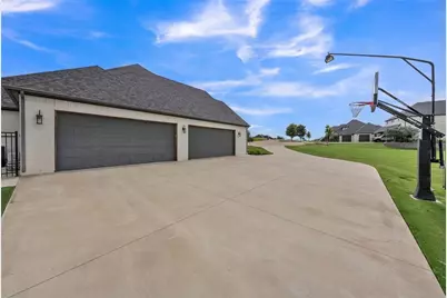 12150 Bella Parco Drive, Fort Worth, TX 76126 - Photo 35