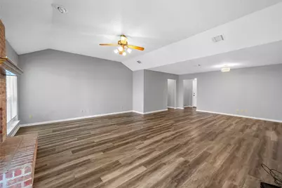 316 Evergreen Court, Hewitt, TX 76643 - Photo 3