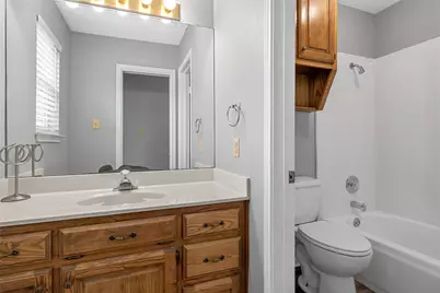 316 Evergreen Court, Hewitt, TX 76643 - Photo 15