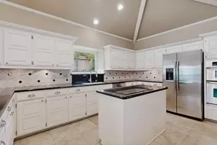 4018 Cobblers Ln, Dallas, TX 75287 - Photo 17