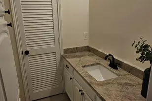 1817 Rhinevalley Dr, Arlington, TX 76012 - Photo 15