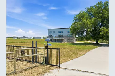 1614 County Road 1227, Cleburne, TX 76033 - Photo 25